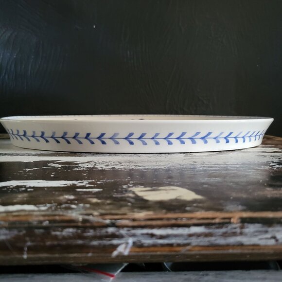 Large Vintage Villeroy & Boch Farmhouse Touch Oval Platter, Blue and White - Picture 5 of 8